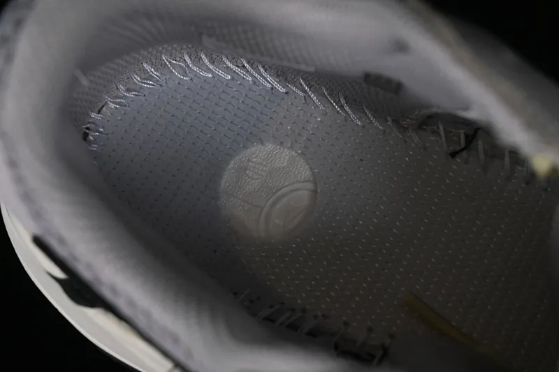 All Categories Ad Yeezy Coconut Series G Version Ad Calabasas Yeezy Boost 700 Runner B75571 Kanye Coconut 700 3M Reflective Running Shoes